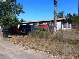 221 South Ave, Sutherlin, OR 97479