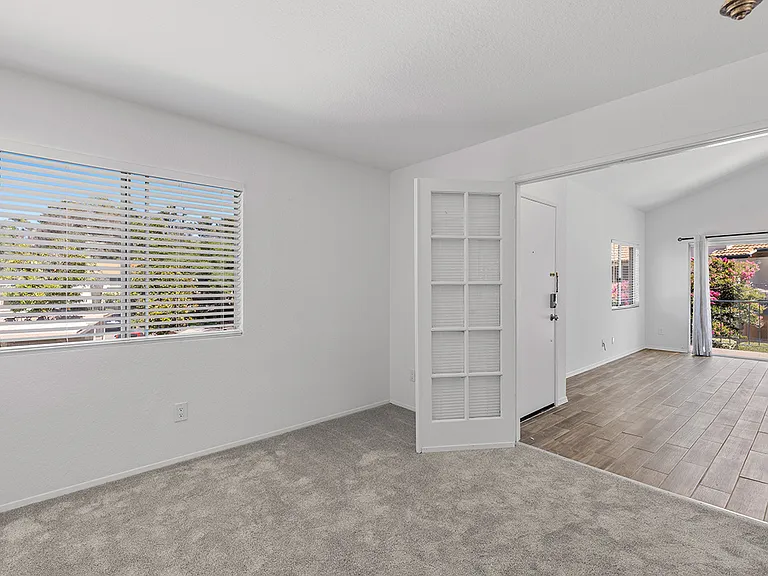 11239 Avenida De Los Lobos — Photo 18