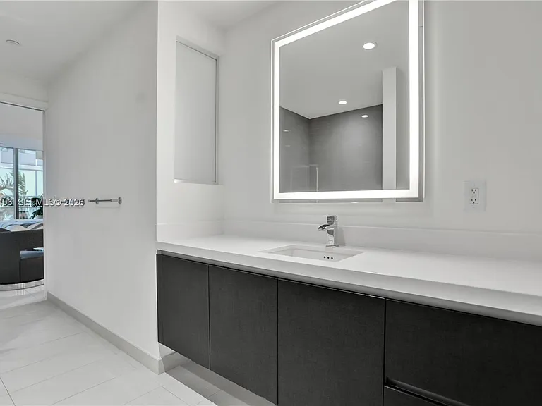 851 NE 1st Ave #202 — Photo 31
