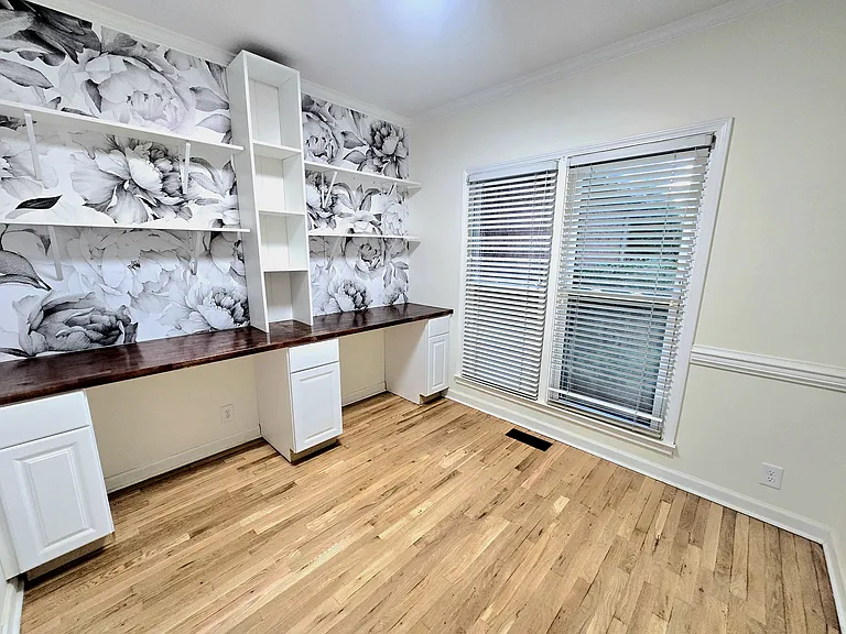 735 Courtland Ave — Photo 11