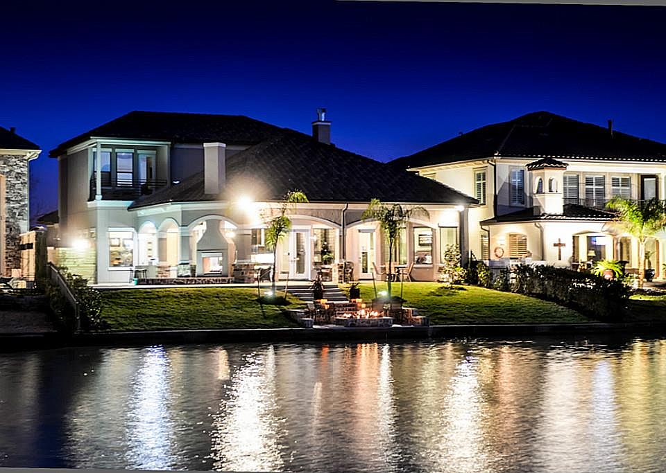 1st image of 1007 Williams Lake Dr
