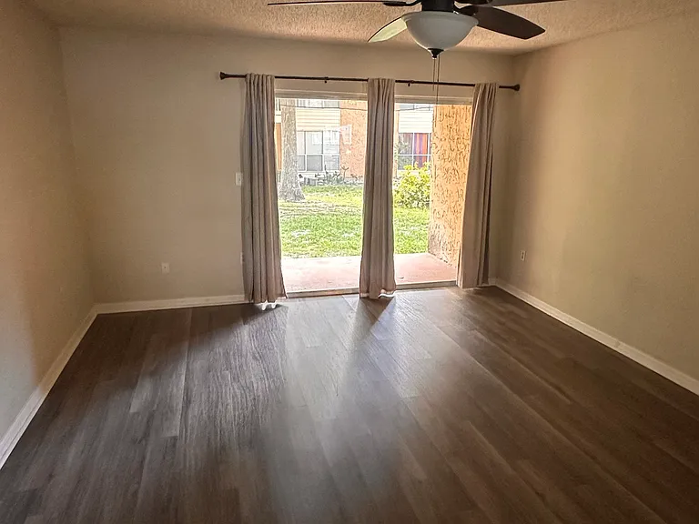 1810 NW 23rd Blvd #232-8 — Photo 3