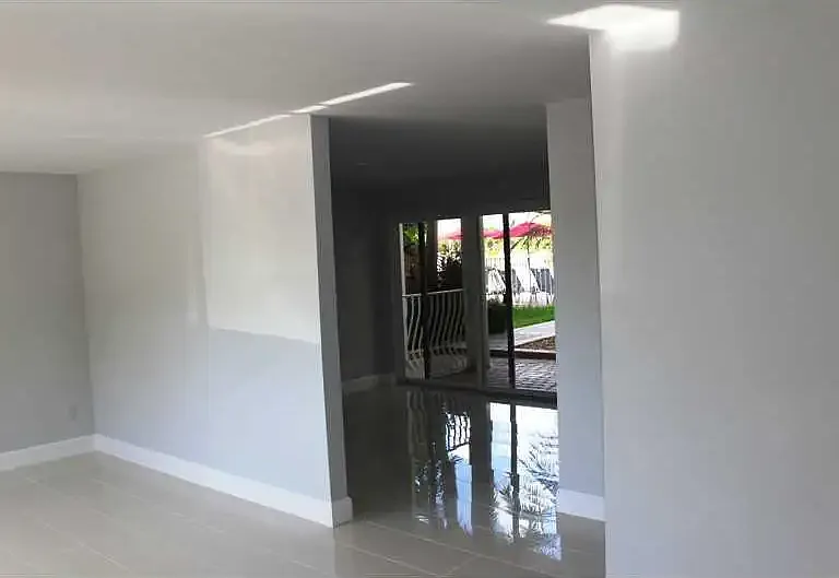1705 N Riverside Dr #2 — Photo 34