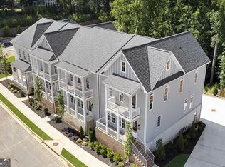 2080 Parkside Ln, Roswell, GA 30076