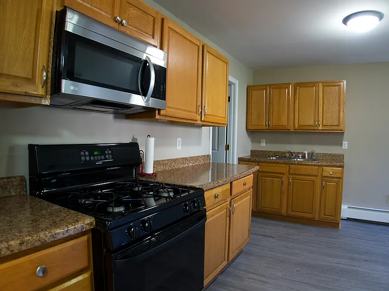 858 Bernon St #3 — Photo 5