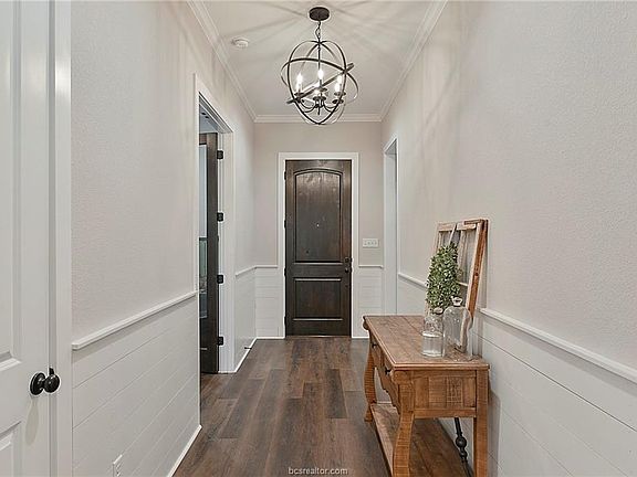 2nd image of 1908 Cottonwood Terrace Ct