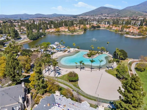 795 Brookstone Rd Unit 102, Chula Vista, CA 91913