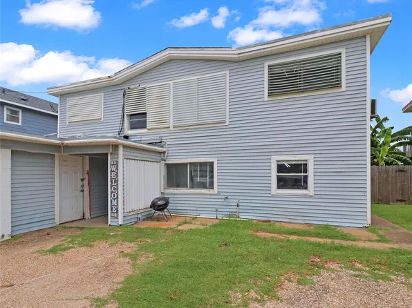176 Barracuda St, Bayou Vista, TX 77563