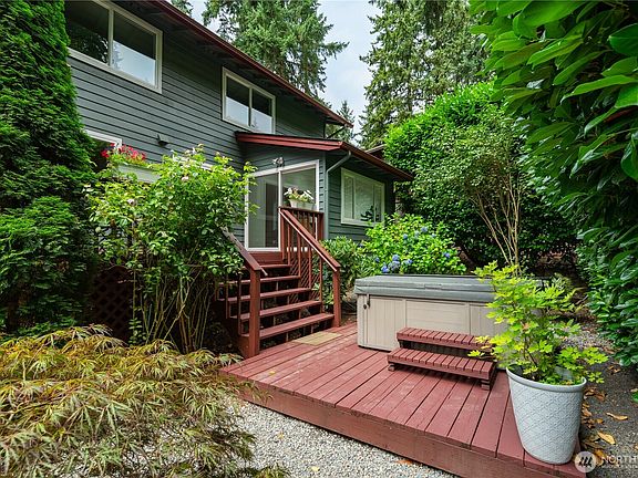 2nd image of 9216 120th Avenue SE