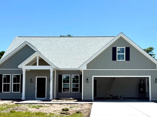 102 Norine Drive, Holly Ridge, NC 28445