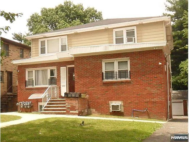265 Highland Ave #D — Photo 1