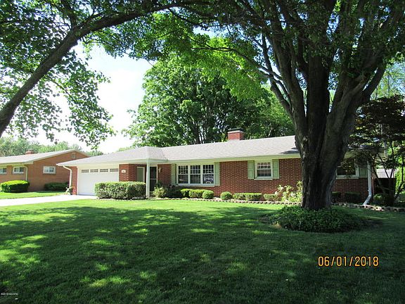 4th image of 1021 Carley Ln
