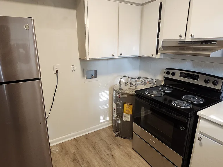 1234 Peacock Ave #1 — Photo 7