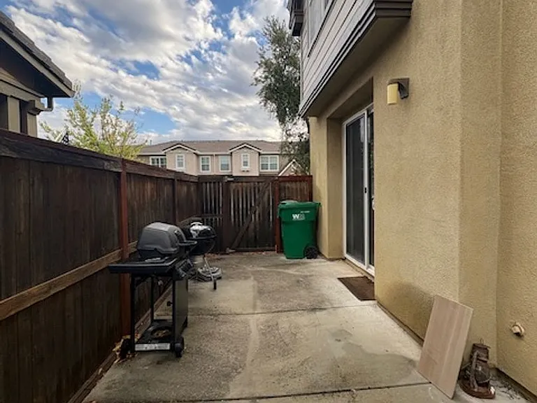 9137 Arbol Del Rosal Way — Photo 8