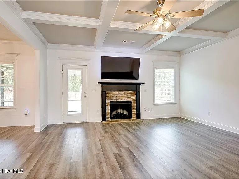 3007 Bannack Ln — Photo 5