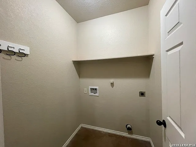 758 Saengerhalle Rd — Photo 10
