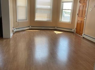 225 Baker St #3, Fall River, MA 02721