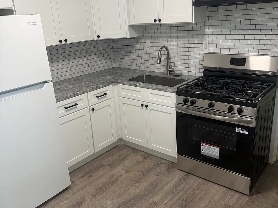 7 Hopewell St #7