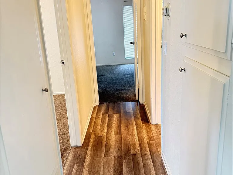 420 E Blueridge Ave — Photo 9