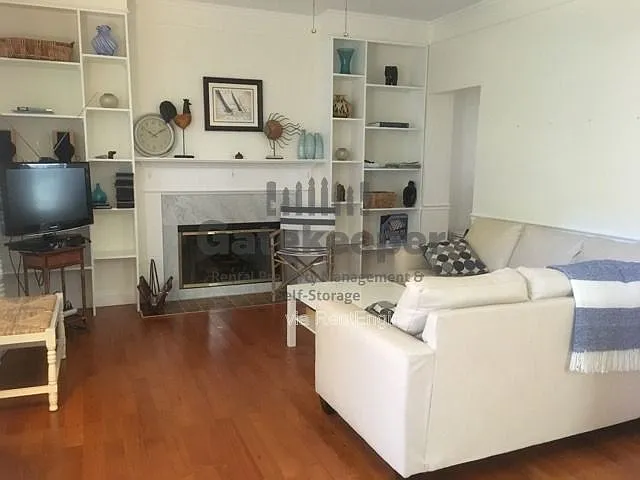 135 Overlook Ct — Photo 5