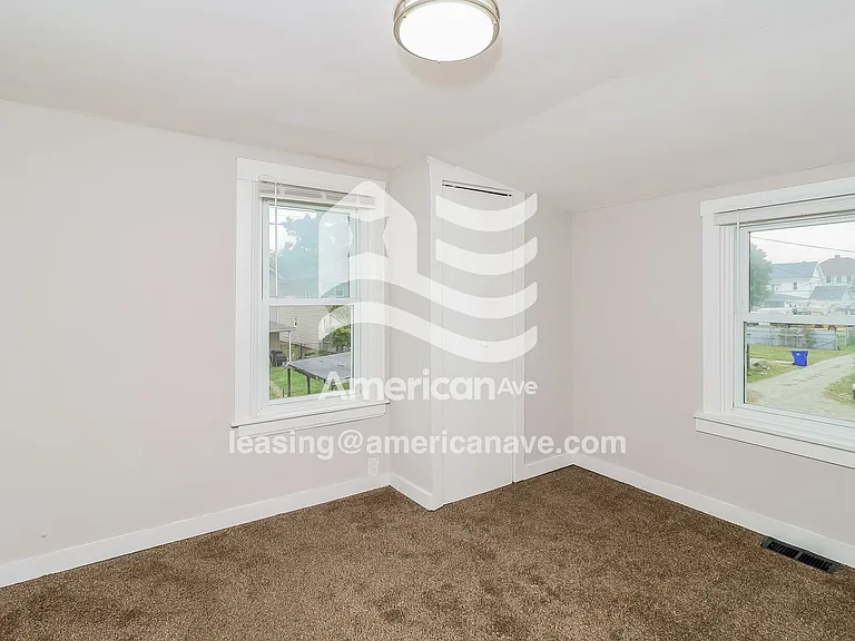 1062646_012_wm_-_bedroom_13241240.jpg