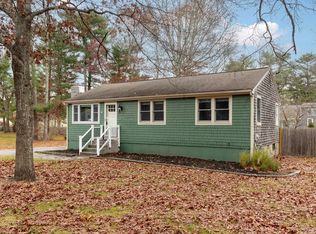 23 Shaw St, Carver, MA 02330