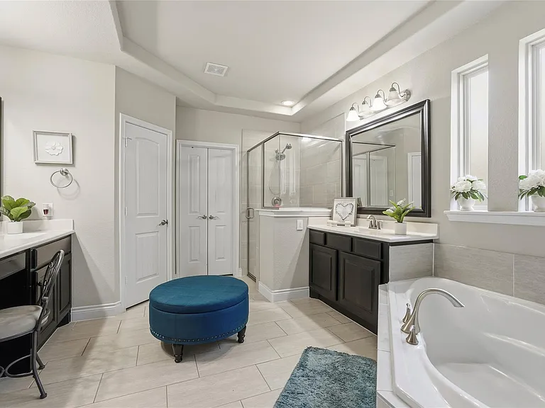 10311 Silver Shield Way — Photo 14