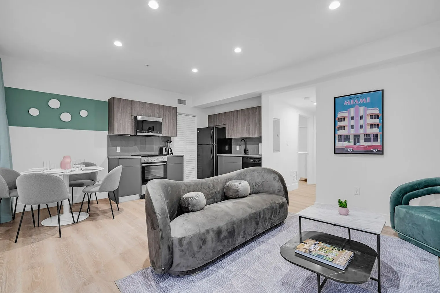 5 bed, 3.0 bath, 1937 sqft, $22,348 — Photo 1