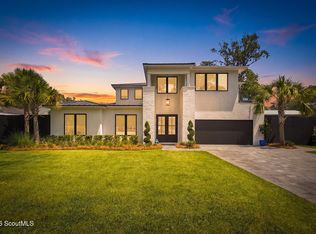 616 Neptune Way, Saint Simons Island, GA 31522