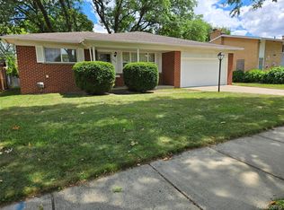 14100 Bainbridge St, Livonia, MI 48154