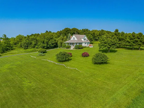 1078 Pelots Point Road, North Hero, VT 05474