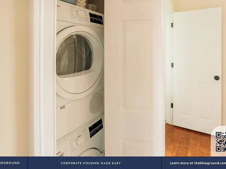 Washer/Dryer in Apartment