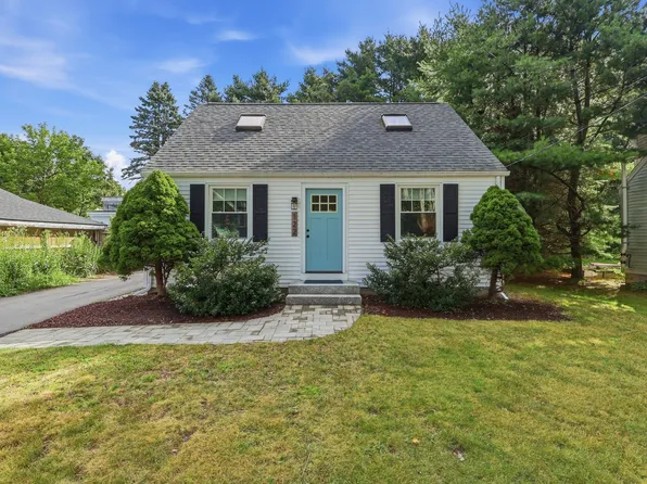 122 Boothby Avenue, South Portland, ME 04106