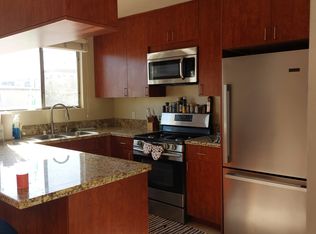 5037 Bakman Ave APT 10, North Hollywood, CA 91601