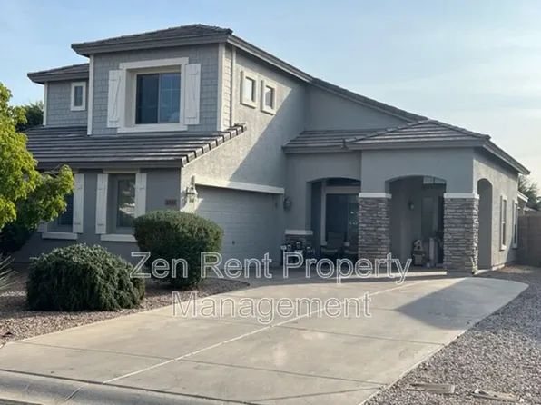 2541 W Canyon Way, San Tan Valley, AZ 85144