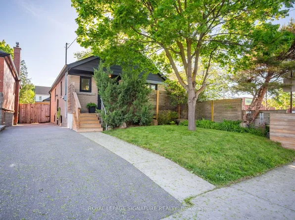 316 Blantyre Ave, Toronto, ON M1N 2S7
