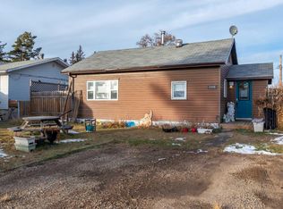 5118 51st Ave, Lloydminster, AB T9V 1H8