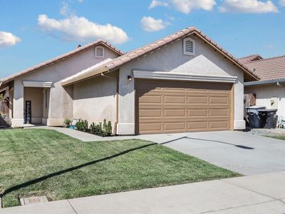 1112 La Mesa St, Escalon, CA, 95320