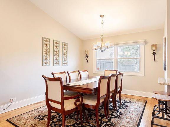 5th image of 2204 Sherborn Ln