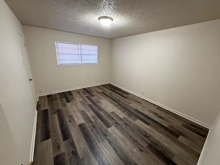 3500B Denson Dr — Photo 9
