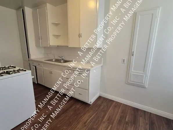 424 W 17th St, Long Beach, CA 90813