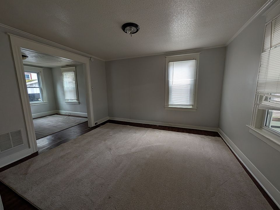 1st image of 269 Weyl St