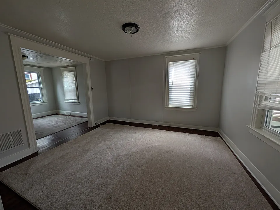 269 Weyl St