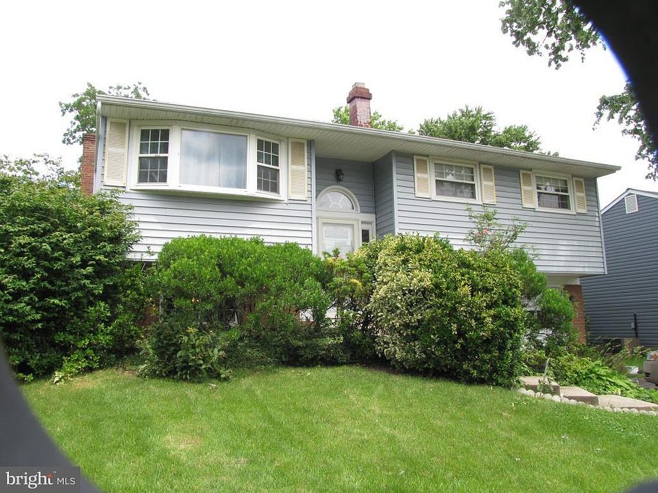 1st image of 1217 Aster Dr