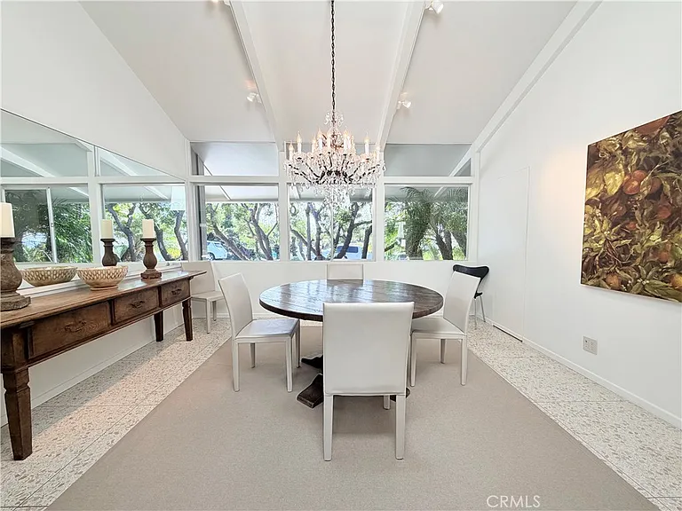 2490 Monaco Dr — Photo 6
