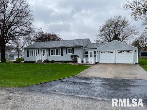 1314 12th St, Orion, IL 61273