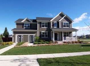 412 N Washington St, Westmont, IL 60559