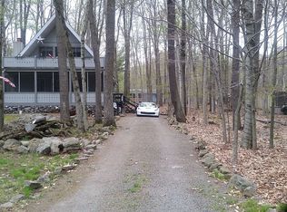 223 Selig Rd, Pocono Lake, PA