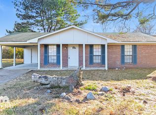 10571 Chateau Rd, Olive Branch, MS 38654