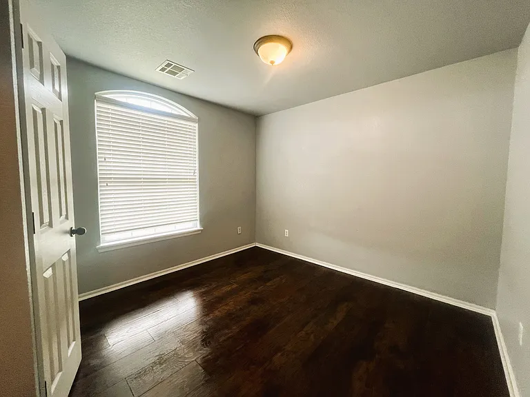 313 Spring Creek Rd — Photo 13